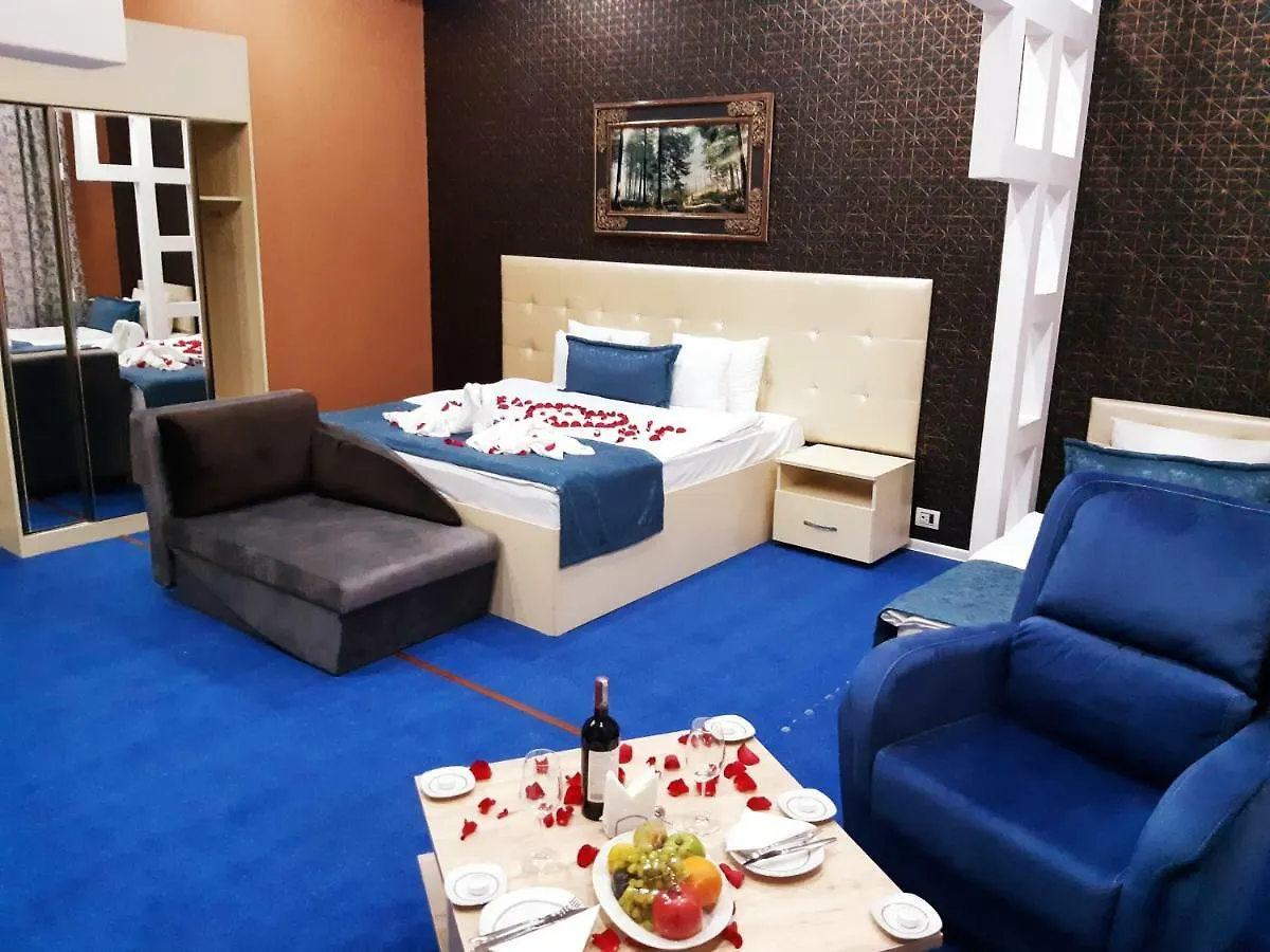 Nine Hotel Baku 4*,